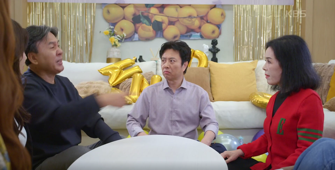 13 토론을 벌이는 가족