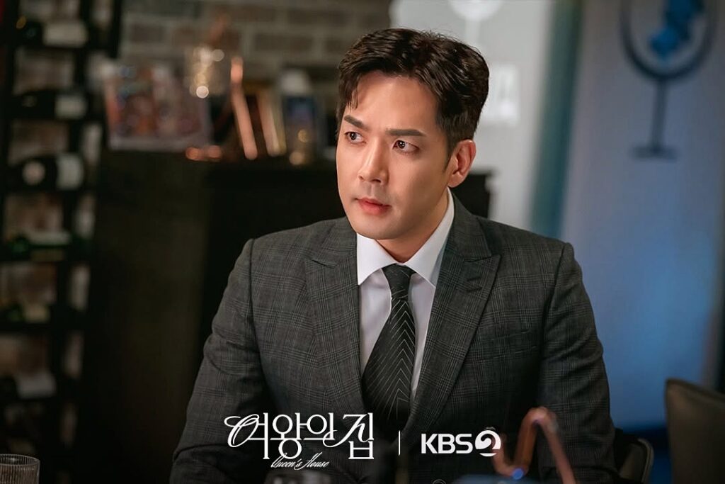 여왕의집 등장인물 황기찬(박윤재)